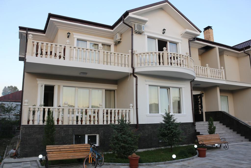 Guest House Sofia Kobuleti Exterior photo